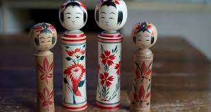 Kokeshi è moda e design. 15 Goods Modeled After The Cute Traditional Kokeshi Doll Tsunagu Japan