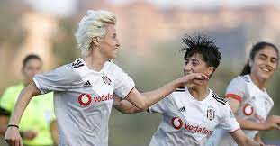 Vodafone, maça gelen her bir kişi için beşiktaş kadın futbol takımı altyapısına destek olacak. Besiktas Kadin Futbol Takimi Turkcell Kadin Futbol Ligi Nde Sampiyon Oldu Takvim