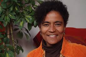 Barbara Santos's Instagram, Twitter & Facebook