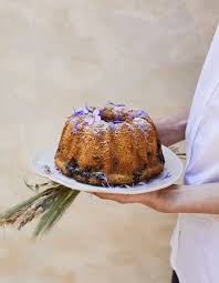 Gateau Au Yaourt Citron Et Myrtilles Pour 4 Personnes Recettes Elle A Table Recette En 2020 Gateau Yaourt Recettes De Cuisine Recette Gateau Au Yaourt