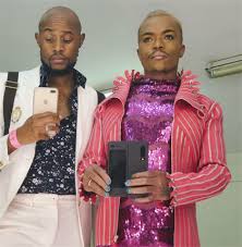 Some felt that mohale is only with the idols sa judge for his money and fame. Mohale Motaung Net Worth Age Height Weight Early Life Career Bio Dating Facts Millions Of Celebs
