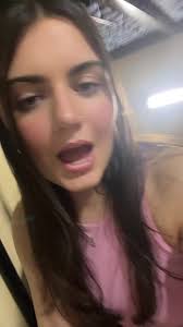 Holly Flood (@hollyflood)