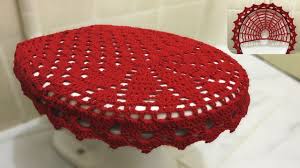 O crochê está ganhando mais adeptos a cada dia, incluindo pessoas muito jovens que querem aprender artesanato muito utilizado em qualquer peça de crochê e é ótimo para criar relevo. Jogo De Banheiro Facil E Bonito Tampa Do Vaso Luizadelugh Youtube