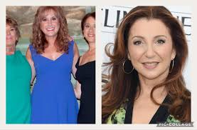 Sheree Murphy is 50 today. Happy Birthday Tricia 🎉🎂🎁