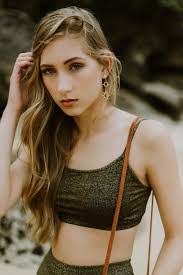 Sarah Ryland's Instagram, Twitter & Facebook