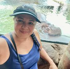 I'm in Honolulu and saw Mara and Louise. The volunteer there thought Mara  was related to one of the hippos in Cincinnati. Does anyone know?