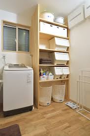 三角屋根の白い家 脱衣室 収納 ランドリー収納棚 インテリア 家具
