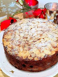 Mary Berry Fruitcake No Requirement Of Soaking Dried Fruits In Alcohol Nor Aging It Really Easy Fruit Fruit Cake Fruit Cake Recipe Christmas Vegan Fruit Cake