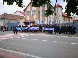 Acesta a exercitat atribuții de serviciu în sectorul operativ, cu purtarea echipamentului de protecție. De La Drobeta Turnu Severin La Codlea La Mitingul De La Penitenciar Buna Ziua Brasov