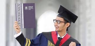 Walaupun sarjana sains dan ijazah sarjana sastera program sering memberi tumpuan kepada teori dan penyelidikan, program ijazah sarjana pengajian profesional bertujuan untuk membangunkan pengetahuan pelajar digunakan dan pemahaman subjek. Tahniah Lalui Pelbagai Cabaran Sufian Suhaimi Syukur Dapat Genggam Ijazah Sarjana