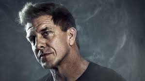 Egy vagyont fizetett a nagymama, aki elhitte, hogy az amerikai színész  beleszeretett