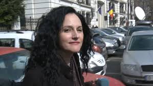 Am văzut știrile apărute despre pretinsă mea fugă din țară. Alina Bica RÄƒmane In Costa Rica A Lipsit La Un Nou Termen De JudecatÄƒ