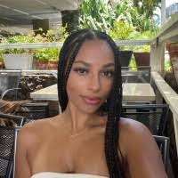 Mariah Green's Instagram, Twitter & Facebook