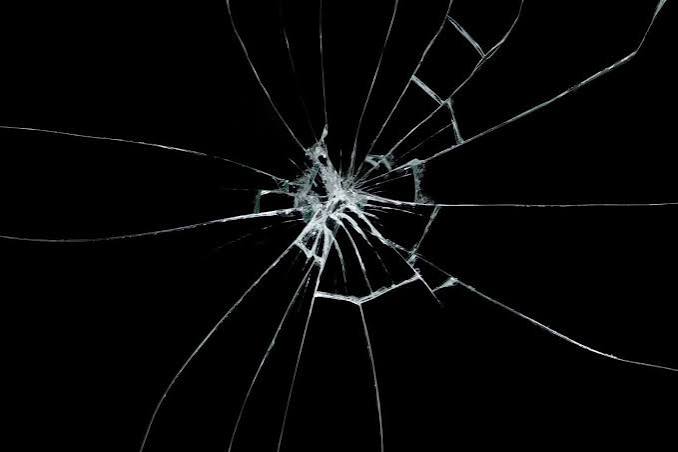 How Far Does Broken Glass Travel? | Murray Glass
