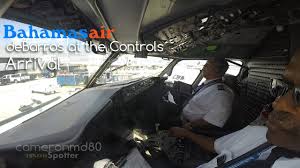 Vorige week maandag was het dan eindelijk zover en mocht ik samen met stefan mee in de cockpit van een. Boeing 737 500 Cockpit Landing Bahamasair Debarros At The Controls Mynn Kfll C6 Bfc Gopro Youtube