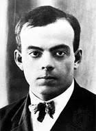 André stern is a musician, music composer, guitar maker, author and journalist. Antoine De Saint Exupery Favorite Zitate 59 Zitate Zitate Beruhmter Personen