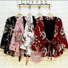 Terkadang ada yang sudah beli ternyata tidak cocok saat jika ingin membeli baju atasan pesta wanita terbaru , tentunya sesuaikan dengan karakter anda. Jual Atasan Wanita Terbaru 2020 Kekinian Terbaru Lazada Co Id