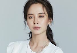 Song Ji Hyo In Talks For New JTBC Drama