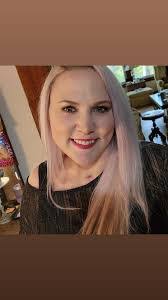 Alicia Nissen's Instagram, Twitter & Facebook