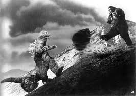 Similar to what toho did for him in their 1962 crossover film, it was believed that kong would have to grow. Godzilla Vs Kong Pre Screening Leak Reveals Homage To 1962 Original
