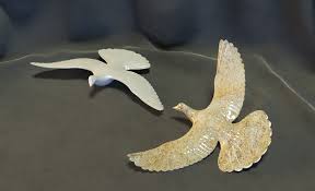 What an amazing find and addition to the christmas tree! Artstation Turtle Dove Ornaments Viktor Dimitrov