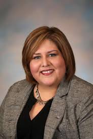 Will Pasco replace its 1st Latina mayor? A new majority could select new  leadership