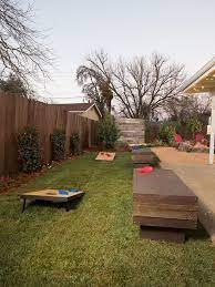 Eight Backyard Makeovers From Diy S Yard Crashers Backyard Diy Backyard Backyard Makeover
