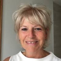 30+ "Dr Newell" profiles