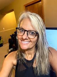 Stephanie Splawn's Instagram, Twitter & Facebook