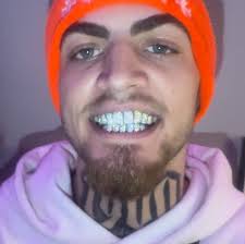 🧟‍♂️1900Rugrat💎🥶💎 WHO THE NEXT UP AND COMING RAPPER READY TO BE GLEED  UP⁉️🏆 We got the whole city in the building. Ya favorite Artists are  otw….so guess who's next‼️ We keep em