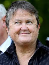 VDL investors warned over Cameron