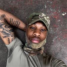 HOW MY TEAMMATE GET THE BLOCK AND IT STILL GOES IN