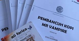 We don't have an overview translated in english. Sinopsis Drama Pembancuh Kopi Mr Vampire Oh Mykarya