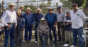Don Adrián, vecino de la colonia Olivares, cumplió 100 años: "uno va  viviendo la vida, dejando lo malo y recordando lo bueno", dice