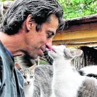 After fire kills Happy Cat Sanctuary founder and 150 cats, a community  mourns, legal battle ignites