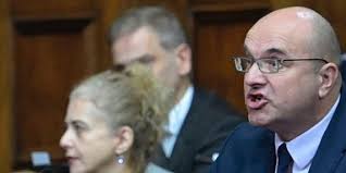 Verujte nama, a ne svojim očima! Bora Novaković tvrdi: Bilo nas je dovoljno  u sali, ali sistem nije očitao kartice!