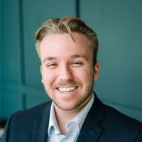 600+ "Tener" profiles