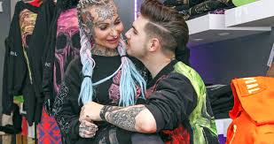 Adrianna Eisenbach: Miłość 20-letniego kochanka dodaje skrzydeł polskiej  „królowej tatuaży”!