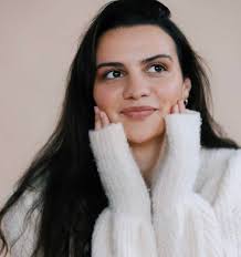 Experienced babysitter and music teacher available in NYC