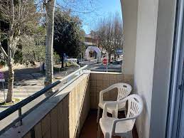 Con un'esperienza trentennale nel settore della locazione immobiliare, proponiamo una vasta gamma di appartamenti estivi comodi e confortevoli, direttamente sul mare e nel centro del paese,. Appartamento In Centro A Bellaria Bellaria Igea Marina Italy Booking Com