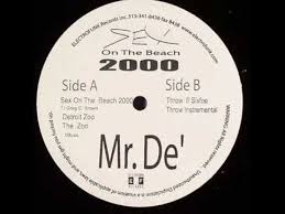 In 2006, the bomb has been dropped and australia is the current refuge and the destination of sub commander dwight towers (assante). Mr De Feat Greg C Brown Sex On The Beach 2000 Youtube