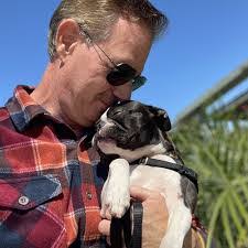 Robin Roque's Instagram, Twitter & Facebook