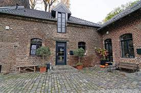 Öffnungszeiten von koelner bank eg in rodenkirchener straße 170, 50997, rondorf, köln deutschland inklusive kontaktdaten wie adresse, telefonnummer, webseite, anfahrtsplan u.a. 4 Zimmer Wohnung Zu Vermieten Am Steinneuerhof 42 50997 Koln Rondorf Mapio Net