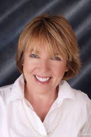 Kerry Dougherty's Instagram, Twitter & Facebook