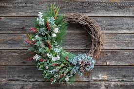 Growing grapevines is not too difficult, but there is a proper way to care for and prune grapevines to ensure that they stay healthy and grow strong. Winter Grapevine Wreath Diy Winter Wreath For Seasonal Home Decor