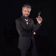 Suite à l'annulation du salon du patrimoine, les ateliers d'art de france et atrium patrimoine ont organisé une série d'interview. 24 Jours Avec Un Mof David Corneloup Site De Roannais Agglomeration Et De La Ville De Roanne