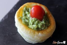 Concluido el repaso por las mejores propuestas para canapés fríos, fáciles y rápidos, de nueve de mis blogueros gastronómicos más deseados (cocinística y carnalmente incluso), te invito también a inspirarte, si aún necesitas más inspiración, con esta selección de tapas frías y sencillas con la que. 25 Recetas De Canapes Rapidos Navidad 2020 2021 Saborgourmet Com