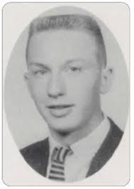 Lenore Kay's Instagram, Twitter & Facebook