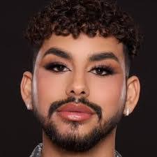 Allison Reetz's Instagram, Twitter & Facebook