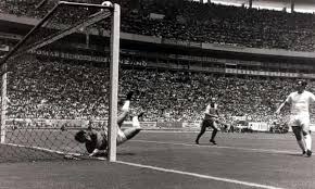 Select from premium gordon banks of the highest quality. Razor Sharp And Revolutionary Gordon Banks S Historic Save At 50 England The Guardian